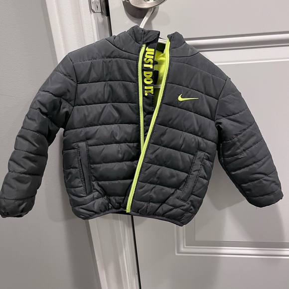 NIKE winter jacket/coat 12M - Picture 1 of 4